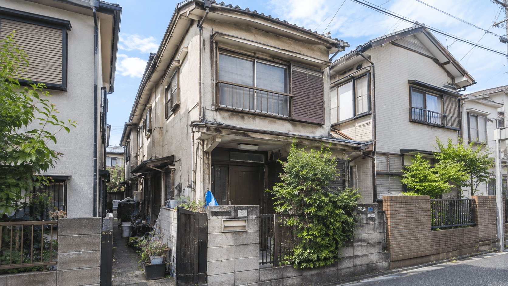 東京都練馬区下石神井の戸建て売却事例｜施設入居までに時間がない！残置物もあって現状での販売は不可！スピード解決で安心して新生活へ！