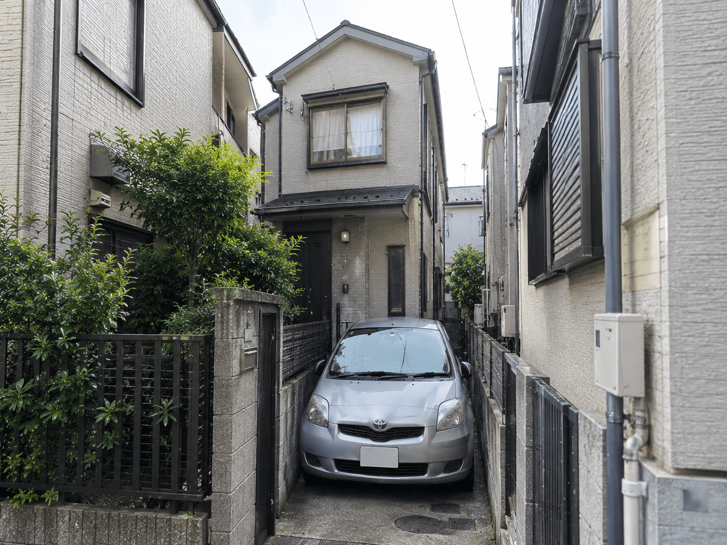 東京都練馬区西大泉の戸建て売却事例｜財産分与を早めにしたい！離婚協議中のご夫婦からのSOS！旗竿地・駐車場狭小・駅遠物件も売却できる！
