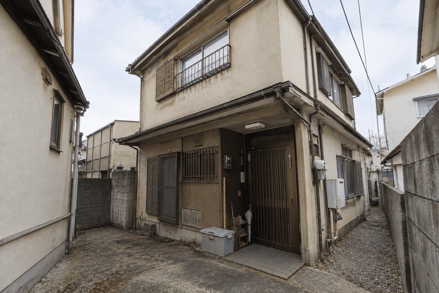 東京都練馬区桜台の戸建て売却事例｜妻亡き後に残された自宅はごみ屋敷！悪条件でも弊社の自社買取で新生活までサポート！