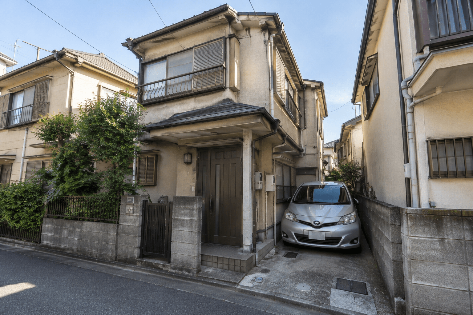 東京都練馬区高松の戸建て売却事例｜転勤期日まで時間がない！再建築不可・残置物ありの実家を現況のままスピード買取で解決！